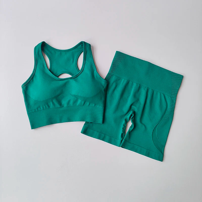 Conjunto deportivo de dos piezas para mujer