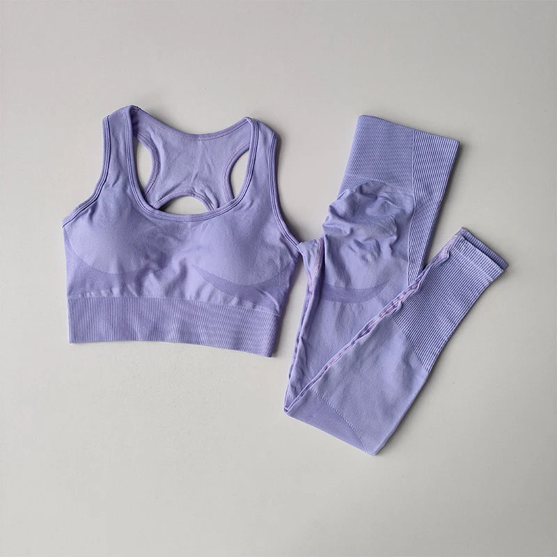 Conjunto de Sujetador y Mallas Deportivo para Mujer – Comodidad y Estilo en Movimiento
